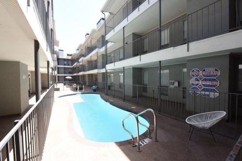 4502 Gaston Ave, Dallas, TX 75246-1086