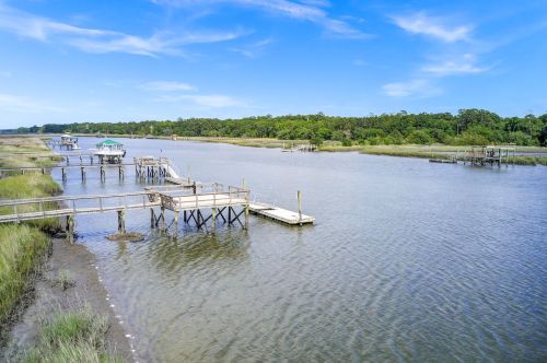 4637 Lazy Creek Ln, Wadmalaw Is SC  29487-7066 exterior
