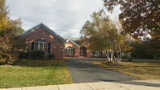 633 Oakland Dr, Dekalb, IL 60115-4950