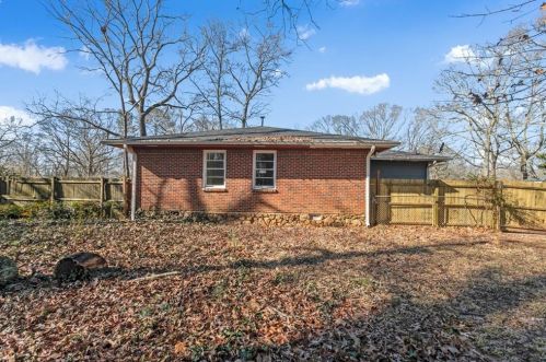 1140 Allgood Rd, Stone Mountain, GA 30083-5058