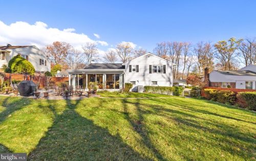 5209 Light St, Springfield VA  22151-2522 exterior