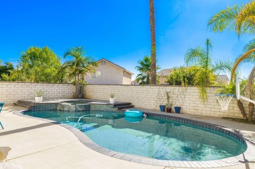7607 Canberra Way, Riverside CA  92508-6067 exterior