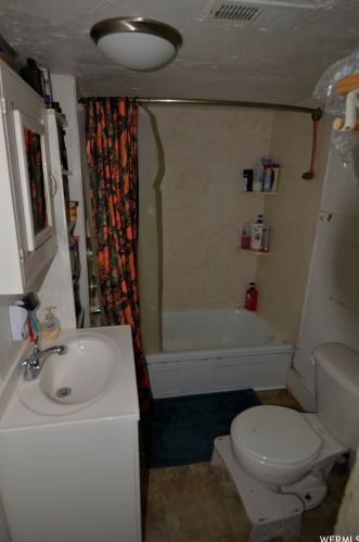 66 100, Gunnison UT 84634 exterior