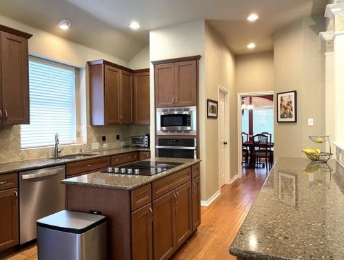 1916 Creole Dr, Austin TX  78727-3420 exterior