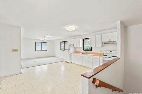 248 Elelupe Rd, Honolulu HI  96821-2209 exterior