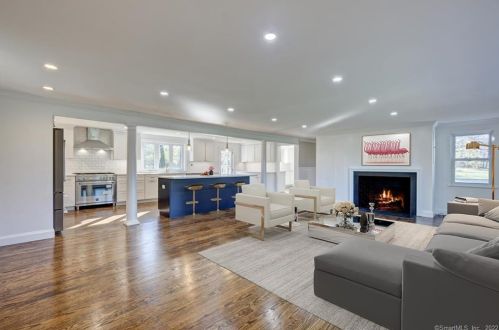 44 Randecker Ln, Kensington, CT 06037-1134