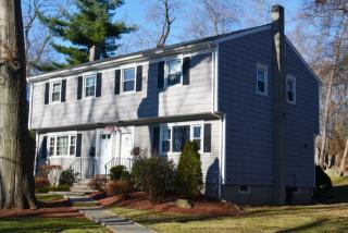 130 Rodgers Rd, Fairfield, CT 06824-7633