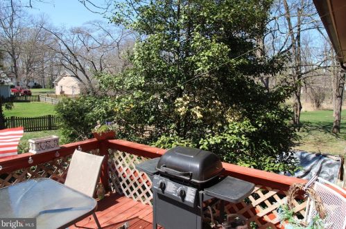 17 Friendship Ct, Charles Town WV 25414-5058 exterior