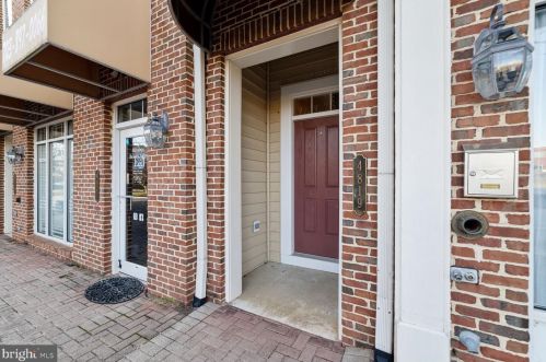 4819 Dashiell Pl, Woodbridge VA  22192-8310 exterior