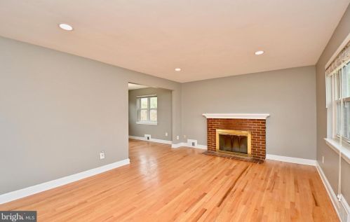 5918 Dinwiddie St, Springfield VA  22150-3722 exterior