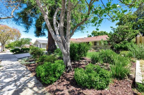860 Mangrove Ave, Sunnyvale, CA 94086-8640