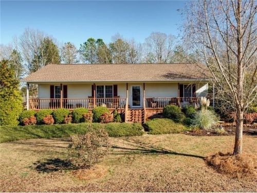 130 Flushing Dr, York, SC 29745-2151