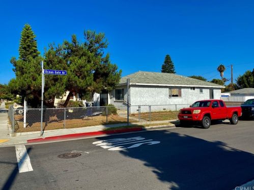 5103 137th St, Hawthorne, CA 90250-6530