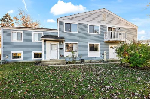 878 Cambridge Pl, Wheeling, IL 60090-2614