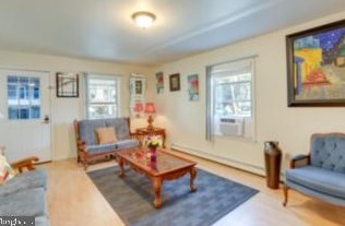 14 Race St, Trenton NJ  08638-4220 exterior