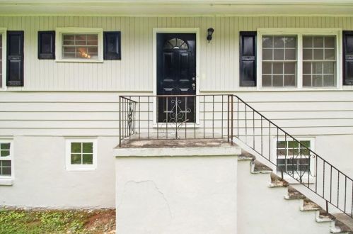 2302 Abner Pl, Atlanta, GA 30318-3518