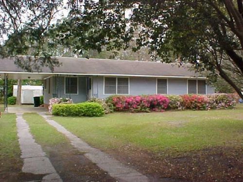 958 Blackshear Hwy, Baxley, GA 31513-6729