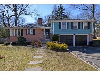 36 Black Creek Ln, Warwick, RI 02888-5415