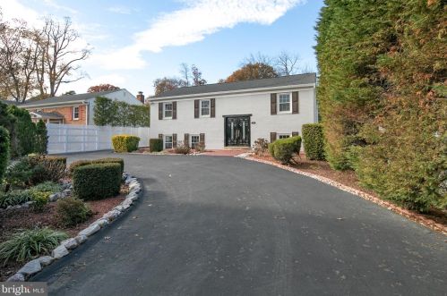 7138 Shreve Rd, Falls Church, VA 22043-3012