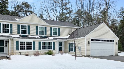 52 Windward Pointe Dr, Wells, ME 04090-4790
