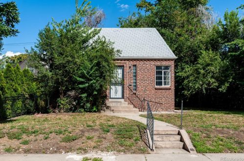 2814 Elm St, Denver, CO 80207-3061