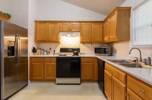 1909 Owens Trl, Rex GA 30273-1080 exterior