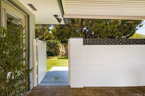 14111 Clarissa Ln, Santa Ana CA  92705-3230 exterior