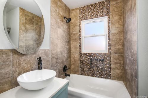 4301 Grant St, Englewood CO 80113-5804 exterior