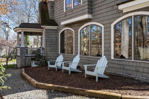 240 Huntington Rd, Atlanta GA  30309-1506 exterior