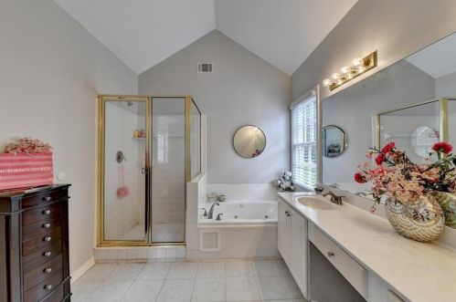 3139 Blairhill Ct, Atlanta GA  30340-4500 exterior