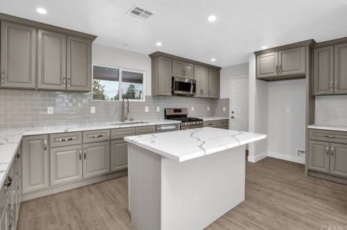 8355 Coleman St, Riverside CA  92504-3118 exterior