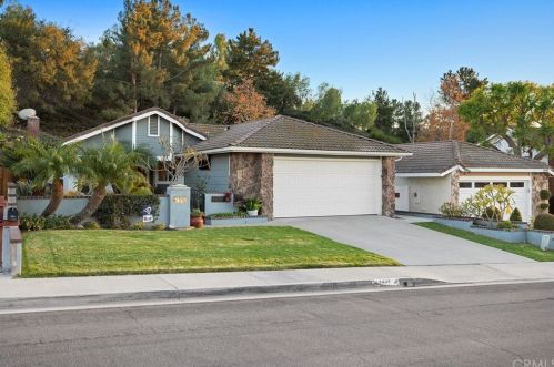 8434 Foothill St, Anaheim CA  92808-1206 exterior