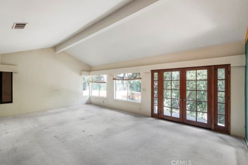 1921 Arroyo Dr, Riverside CA  92506-1610 exterior