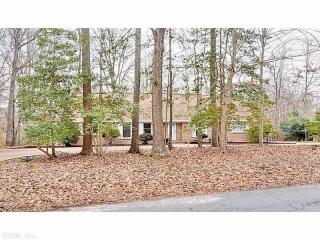 122 Kingspoint Dr, Williamsburg, VA