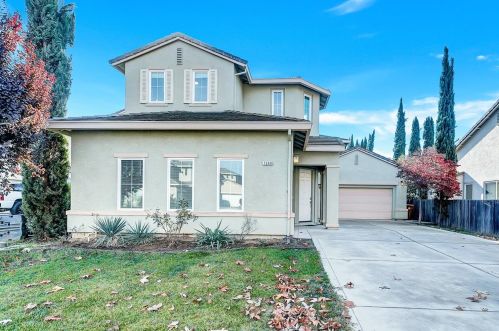 7008 Santarem Ct, Elk Grove, CA 95757-5907
