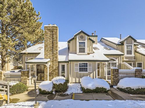 951 Evanston Cir, Denver, CO 80012-3884
