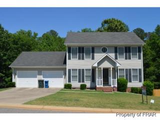 316 Roundtree Dr, Fayetteville, NC 28303-2455