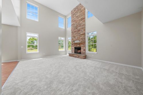 909 Vintage Way, Spring Grove IL  60081-8257 exterior