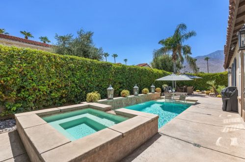2773 Pintura Cir, Palm Springs, CA 92264-4899