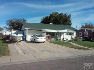 1636 Englewood Dr, Pueblo, CO 81005-2235