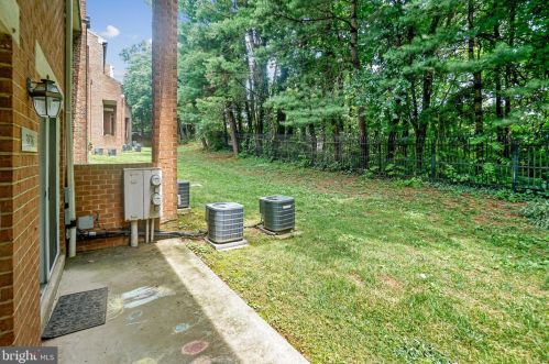 3836 Chesterwood Dr, Silver Spring MD 20906-2862 exterior