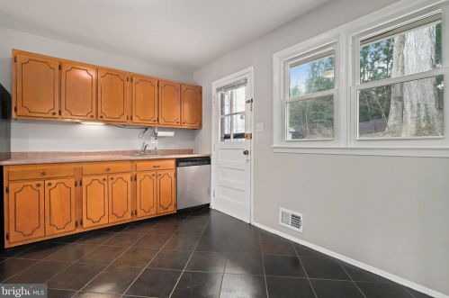 13415 Tamarack Rd, Silver Spring MD 20904-1468 exterior