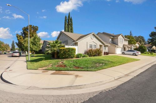 2439 Inglewood Dr, Lodi, CA 95242-9129