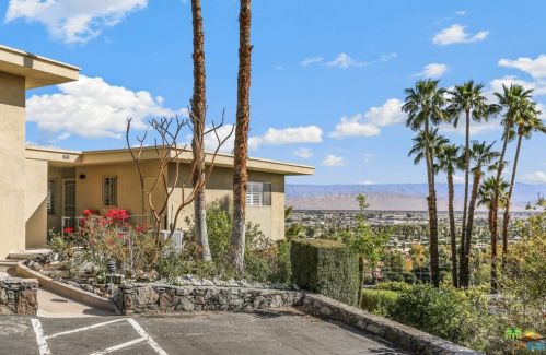 2132 Southridge Dr, Palm Springs, CA 92264-4964