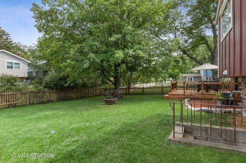 2615 Phelps Ave, Arlington Hts IL  60004-2271 exterior