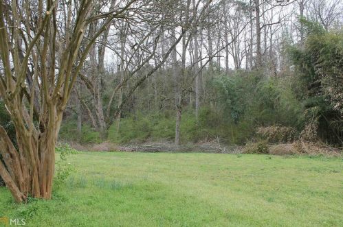 1724 Highway 330, Bogart GA  30622-2912 exterior