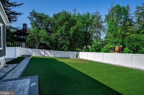 605 Warwick Rd, Tavistock NJ  08033-3926 exterior