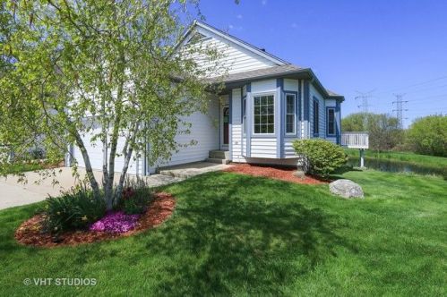 1418 Garnet Ct, Gurnee, IL 60031-1999