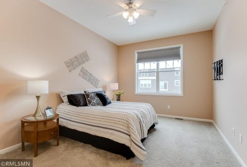 9169 Compass Pointe Rd, Saint Paul MN  55129 exterior