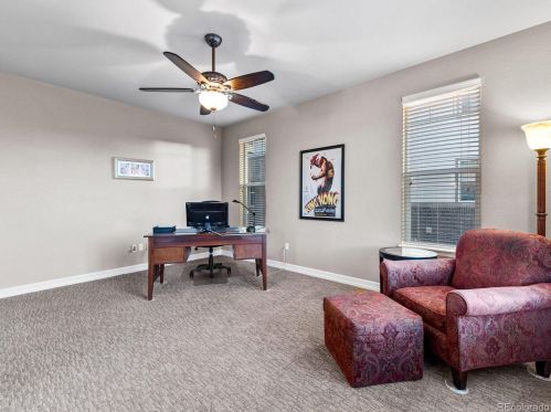 26605 Peakview Dr, Aurora CO 80016-6108 exterior